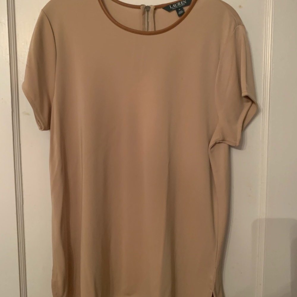 Pullover top